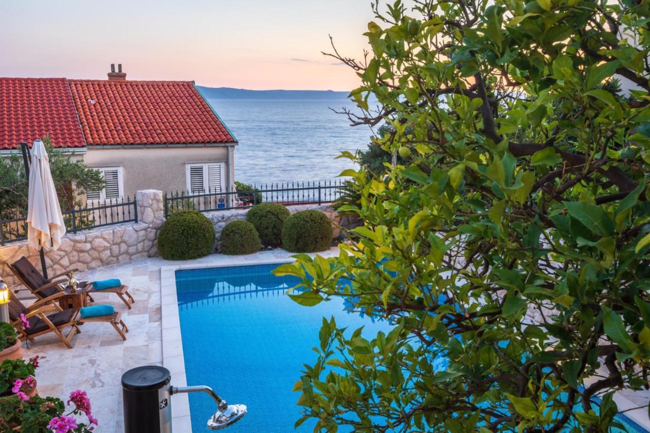 Villa Old Olive, 3Lovelyvillas Подгора Экстерьер фото