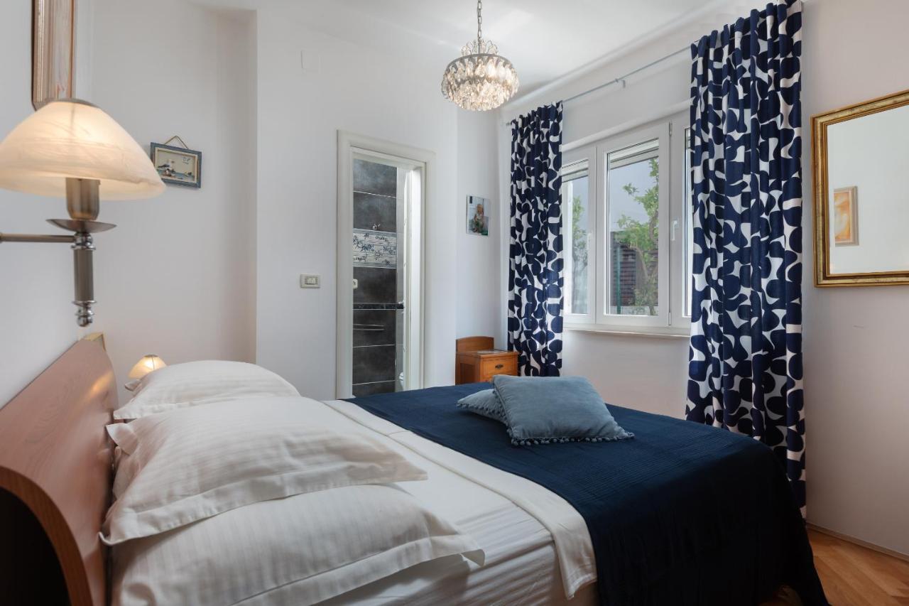 Villa Old Olive, 3Lovelyvillas Подгора Экстерьер фото